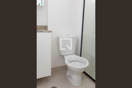 Banheiro de apartamento para alugar com 1 quarto, 35m² em Vila Maria Alta, São Paulo