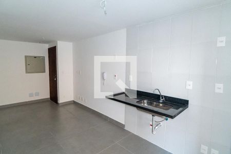 Sala/Cozinha de apartamento para alugar com 2 quartos, 47m² em Vila Gea, São Paulo