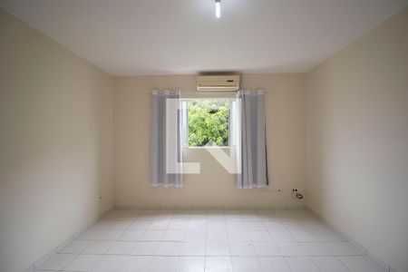 Sala de apartamento para alugar com 1 quarto, 50m² em Setor Leste Universitário, Goiânia