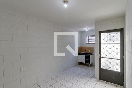 Cozinha de casa para alugar com 1 quarto, 25m² em Vila das Mercês, São Paulo