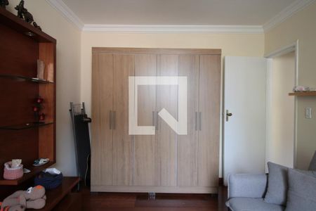 Sala de TV de casa de condomínio à venda com 3 quartos, 120m² em Vila Copacabana, Belo Horizonte