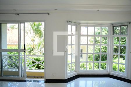 Sala de casa de condomínio para alugar com 3 quartos, 200m² em Jardim Barbacena, Cotia