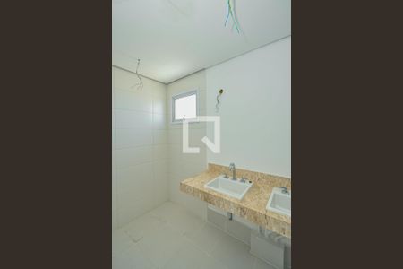 Banheiro da Suíte  de apartamento para alugar com 3 quartos, 134m² em Vila Nova, Campinas