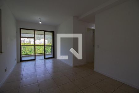 Apartamento para alugar com 82m², 3 quartos e 1 vagaSala