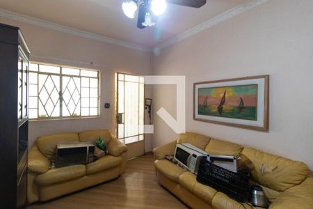 Sala de casa para alugar com 4 quartos, 340m² em Cambuí, Campinas