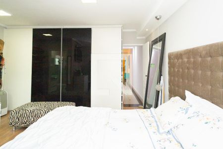 Suíte 1 de casa à venda com 3 quartos, 181m² em Jardim Andrea Demarchi, São Bernardo do Campo