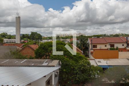 Vista Quarto 2 de apartamento à venda com 3 quartos, 71m² em Cavalhada, Porto Alegre