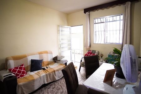 Sala de apartamento à venda com 3 quartos, 97m² em Itamarati, Belo Horizonte