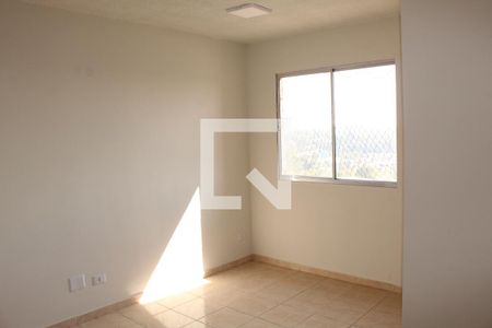 Sala de apartamento para alugar com 2 quartos, 44m² em Jardim Colibri, Cotia