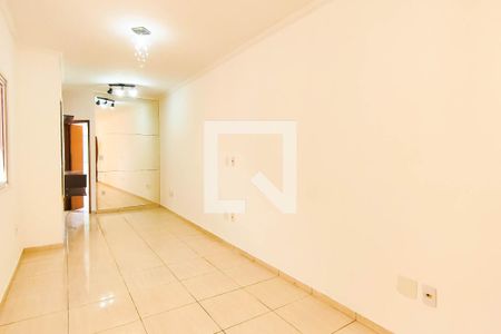 Sala de casa de condomínio à venda com 2 quartos, 54m² em Jardim Rina, Santo André