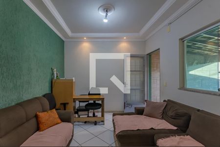 Sala de casa à venda com 3 quartos, 137m² em Parque Xangri-Lá, Belo Horizonte