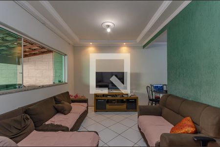 Sala de casa à venda com 3 quartos, 137m² em Parque Xangri-Lá, Belo Horizonte