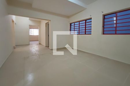 Sala de casa para alugar com 4 quartos, 220m² em Jardim Anton Von Zuben, Campinas