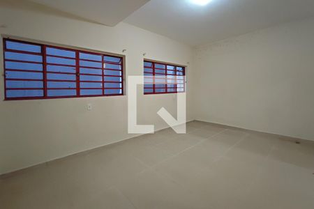 Sala de casa para alugar com 4 quartos, 220m² em Jardim Anton Von Zuben, Campinas