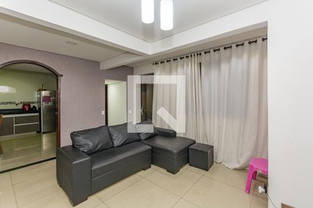 Sala 1 de casa à venda com 3 quartos, 250m² em Conjunto California, Belo Horizonte