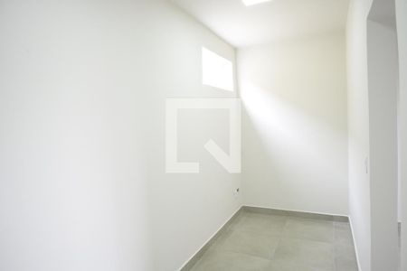 Sala de casa para alugar com 1 quarto, 25m² em Jardim Patente, São Paulo