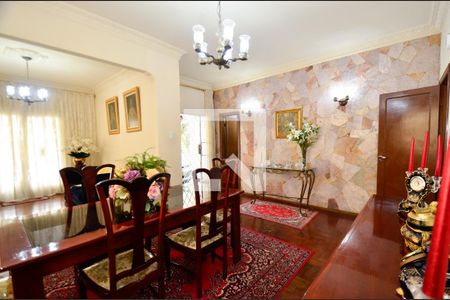 Sala de jantar de casa à venda com 5 quartos, 200m² em São Lucas, Belo Horizonte