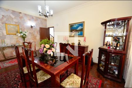 Sala de jantar de casa à venda com 5 quartos, 200m² em São Lucas, Belo Horizonte