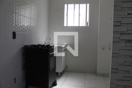 Cozinha de apartamento para alugar com 2 quartos, 46m² em Piratini, Alvorada