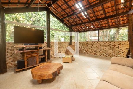 Sala de casa para alugar com 3 quartos, 220m² em Granja Viana, Cotia