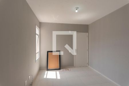 Sala de apartamento para alugar com 2 quartos, 42m² em Parque São Jorge, Campinas