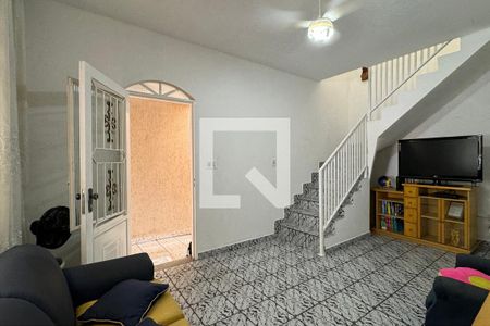 Sala de casa à venda com 3 quartos, 150m² em Jardim Tupanci, Barueri