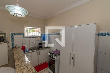 Cozinha  de casa para alugar com 1 quarto, 100m² em Jardim Presidente Wenceslau, Campinas