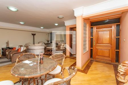 Sala de casa à venda com 5 quartos, 900m² em Casa Grande, Diadema