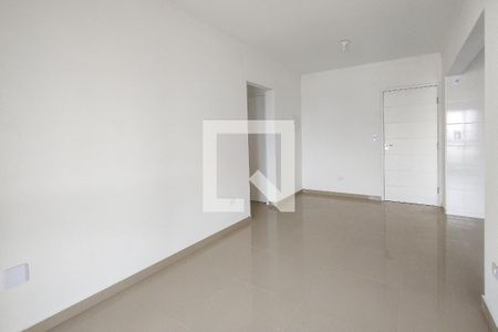 Sala de apartamento para alugar com 2 quartos, 67m² em Nova Mirim, Praia Grande