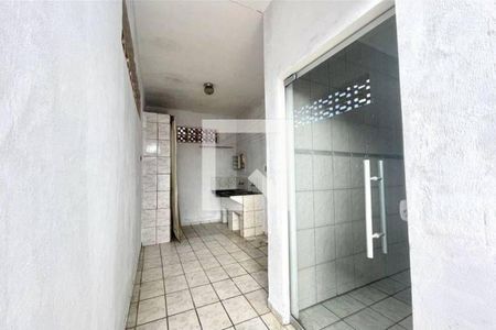 Casa à venda com 3 quartos, 100m² em Penha de França, São Paulo