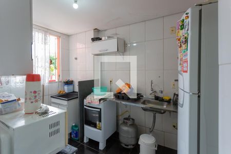 Cozinha e Área de Serviço de apartamento à venda com 2 quartos, 54m² em Belmonte, Belo Horizonte