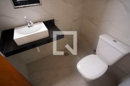 Lavabo de casa para alugar com 3 quartos, 151m² em Indians, Belo Horizonte