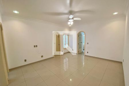 Sala de casa à venda com 2 quartos, 102m² em Copacabana, Rio de Janeiro