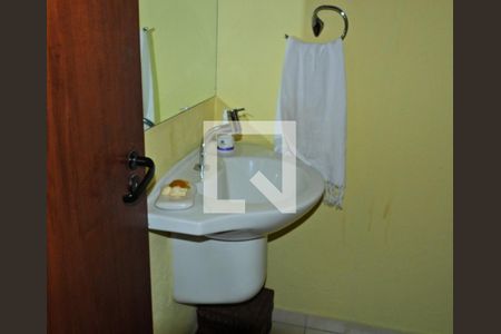 Lavabo de casa para alugar com 4 quartos, 344m² em Vila Ida, São Paulo