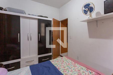 Quarto 1 de casa à venda com 3 quartos, 240m² em Concórdia, Belo Horizonte