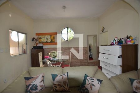 Sala de casa à venda com 1 quarto, 50m² em Irajá, Rio de Janeiro