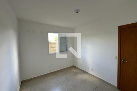 Dormitório 01 de apartamento para alugar com 2 quartos, 44m² em Via Norte, Ribeirão Preto