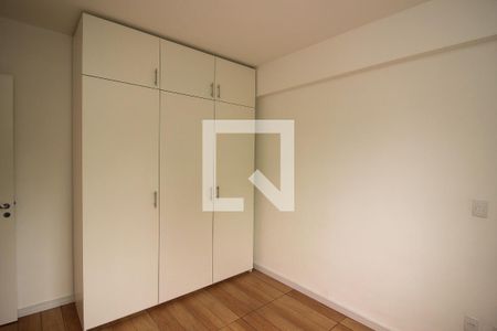 Quarto de apartamento à venda com 1 quarto, 42m² em Cavalhada, Porto Alegre