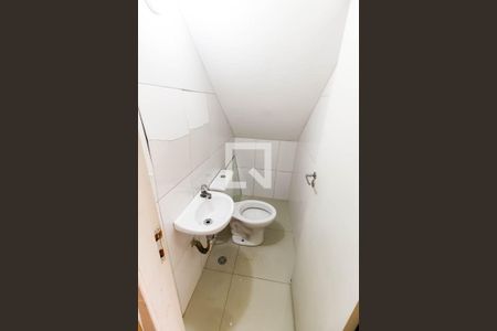 Lavabo de casa à venda com 3 quartos, 250m² em Jardim Oliveiras, Taboão da Serra