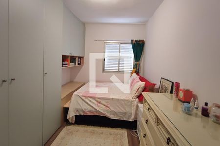 Quarto  de apartamento à venda com 1 quarto, 54m² em Cambuí, Campinas