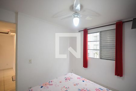 Quarto 2 de apartamento à venda com 2 quartos, 47m² em Jardim Mirna, Taboão da Serra