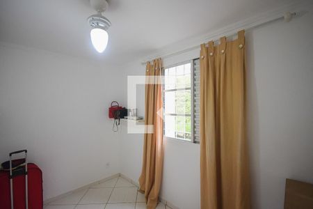 Quarto 1 de apartamento à venda com 2 quartos, 47m² em Jardim Mirna, Taboão da Serra