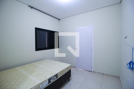 Quarto de casa para alugar com 1 quarto, 25m² em Vila Jardini, Sorocaba