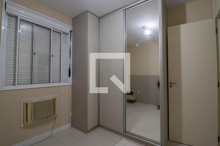 Suite de apartamento à venda com 3 quartos, 69m² em Humaitá, Porto Alegre