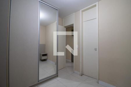 Suite de apartamento à venda com 3 quartos, 69m² em Humaitá, Porto Alegre