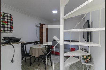 Sala de apartamento à venda com 2 quartos, 75m² em Recreio dos Bandeirantes, Rio de Janeiro