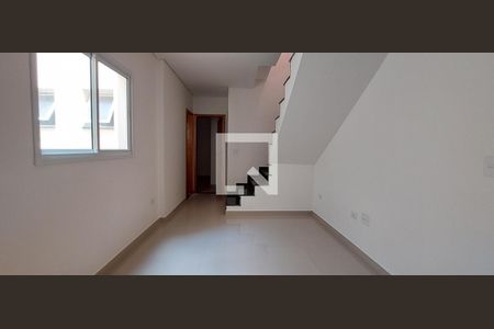 Sala de casa de condomínio à venda com 2 quartos, 110m² em Vila Helena, Santo André