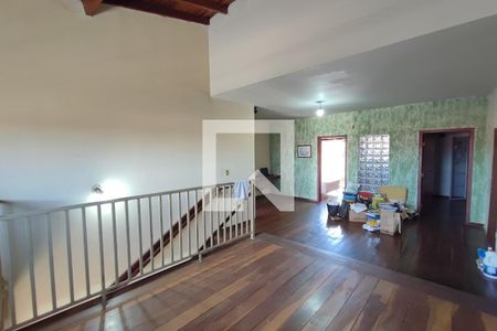 Sala de Estar de casa para alugar com 4 quartos, 360m² em Jardim Eulina, Campinas