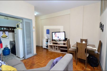 Sala de apartamento à venda com 2 quartos, 80m² em Centro, Belo Horizonte