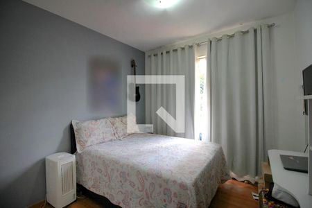 Quarto 1 de apartamento à venda com 2 quartos, 60m² em Sagrada Família, Belo Horizonte